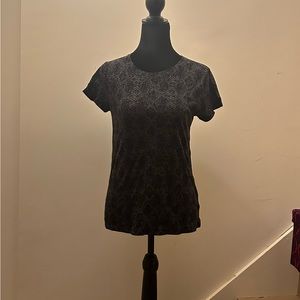 ATHLETA Snakeskin print tee XS